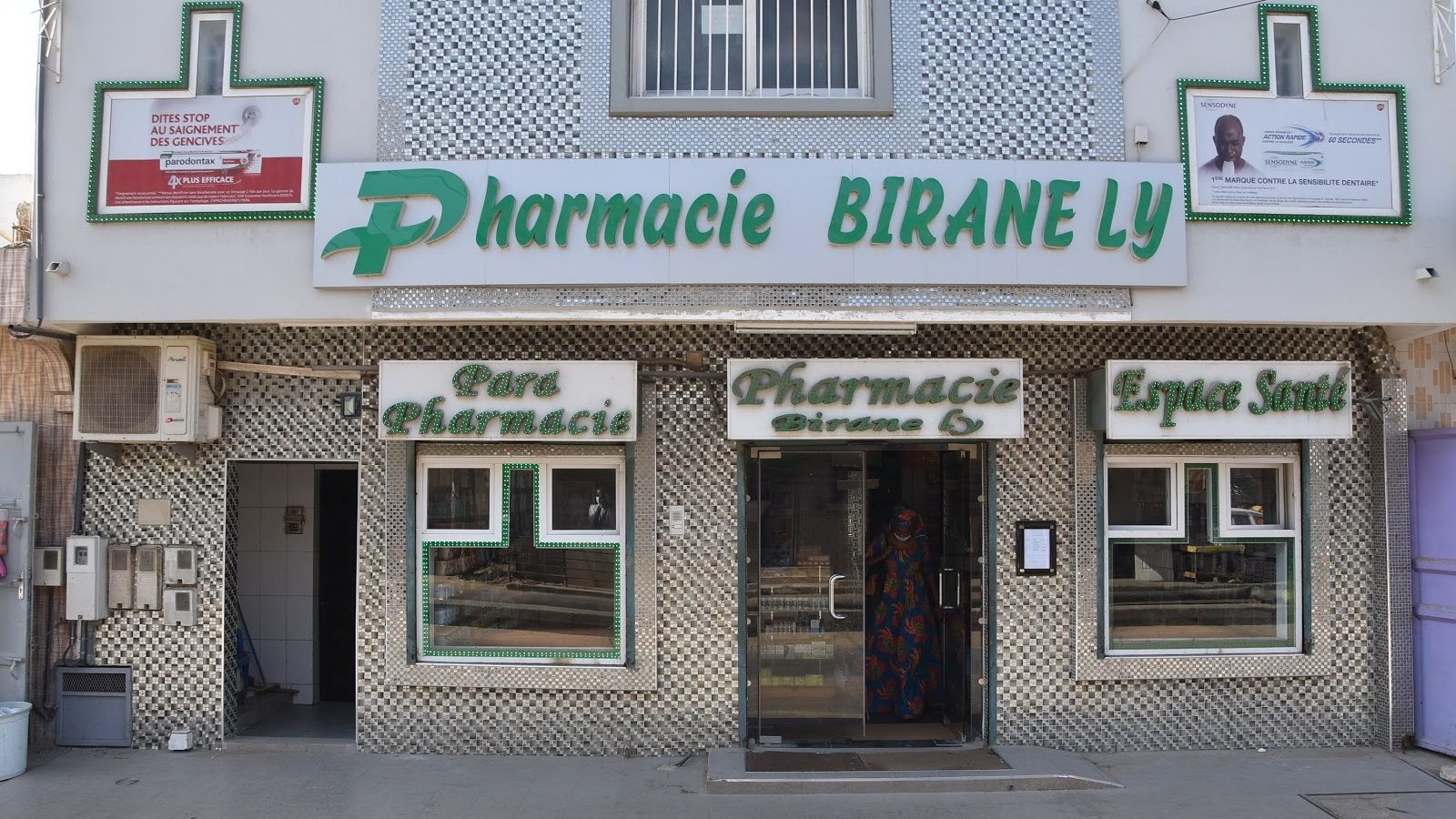 Pharmacie Birane Ly