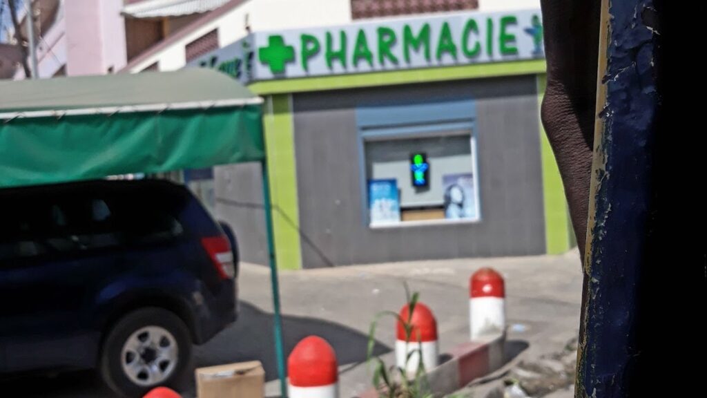 Pharmacie Colobane