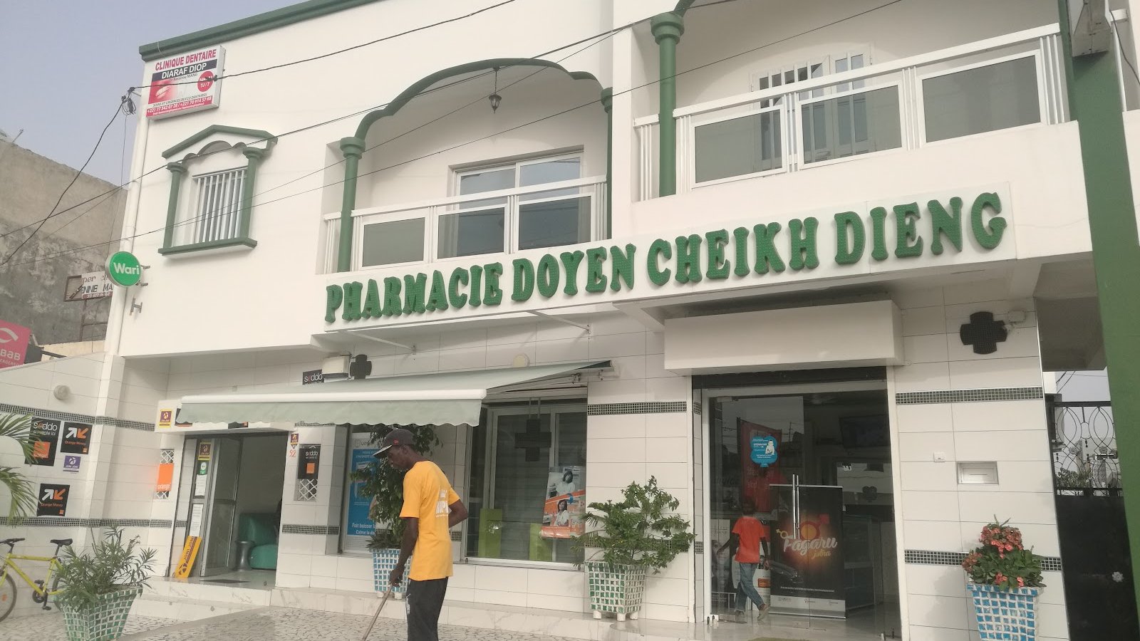 Pharmacie Doyen Cheikh Dieng